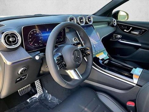 New 2026 Mercedes-Benz GLC 300 image 8