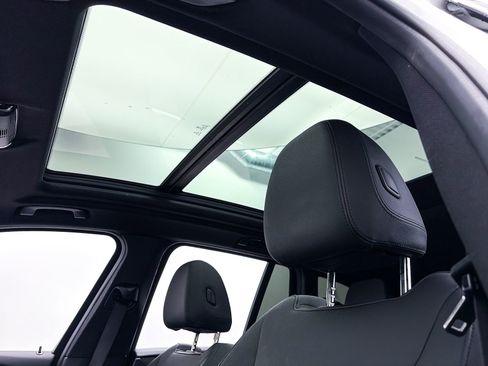 Used 2021 BMW X3 sDrive30i w/ Convenience Package image 3