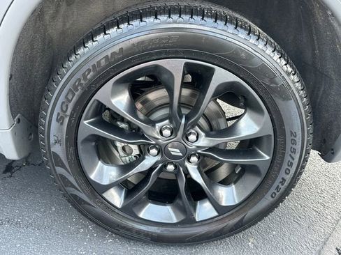 Used 2024 Dodge Durango GT AWD/4WD image 25