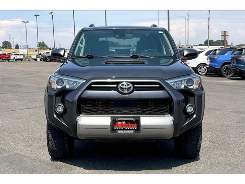 Used 2022 Toyota 4Runner TRD Off-Road image 3