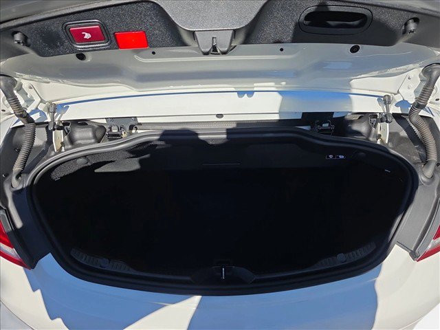 Used 2018 Mercedes-Benz C 300 4MATIC Cabriolet image 11