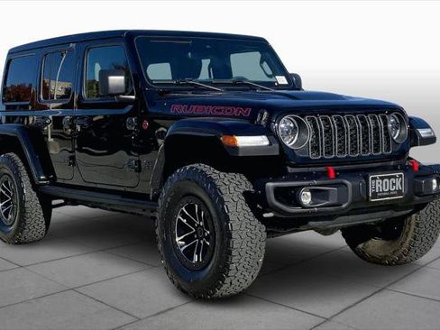 Certified 2025 Jeep Wrangler Unlimited Rubicon image 2