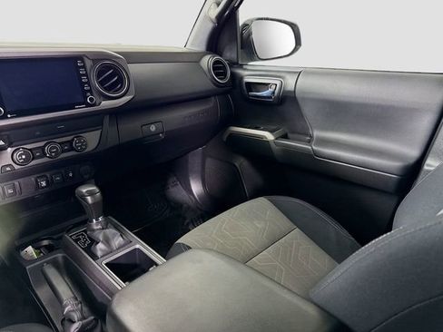 Certified 2020 Toyota Tacoma TRD Off-Road image 21