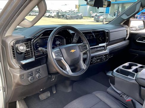 Certified 2023 Chevrolet Silverado 1500 LT image 15