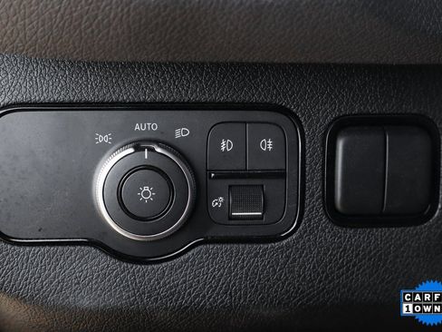 Used 2022 Mercedes-Benz Sprinter 2500 image 18