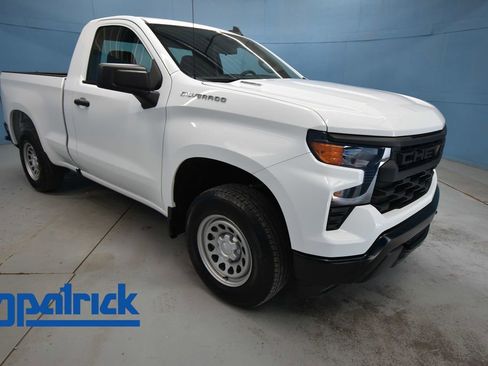 Used 2025 Chevrolet Silverado 1500 W/T w/ Trailering Package AWD/4WD image 1