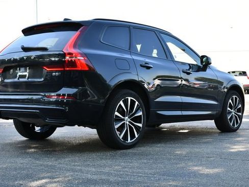 Used 2024 Volvo XC60 B5 Plus w/ Climate Package AWD/4WD image 6