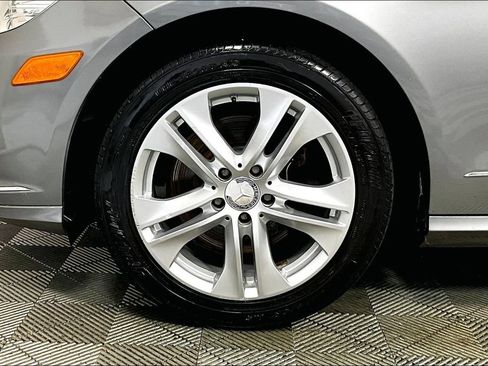 Used 2011 Mercedes-Benz E 350 4MATIC Wagon image 8