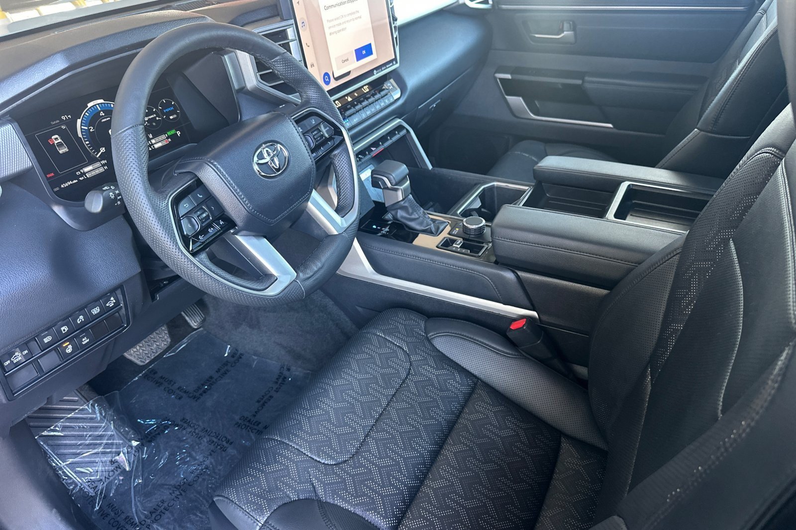 Used 2024 Toyota Tundra Limited AWD/4WD image 9