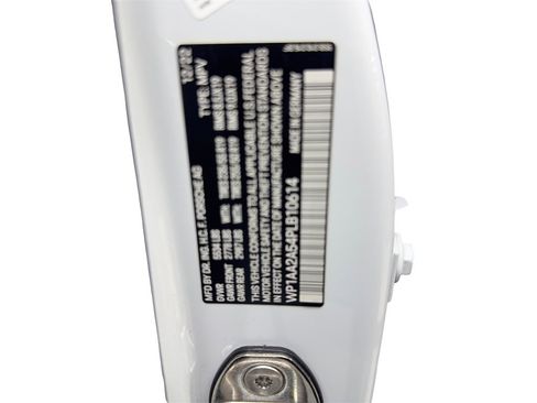 Used 2023 Porsche Macan Turbo image 90