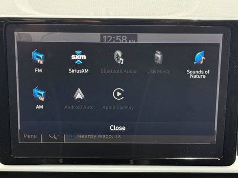Used 2024 Hyundai Venue Limited FWD image 20