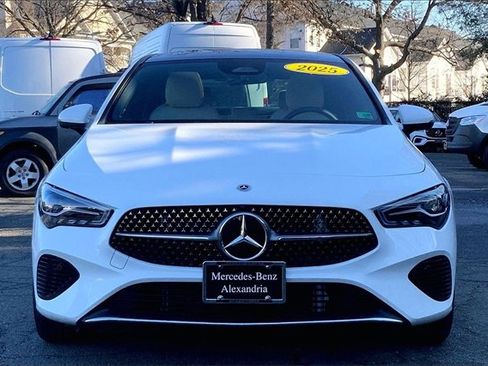 Used 2025 Mercedes-Benz CLA 250 4MATIC image 2