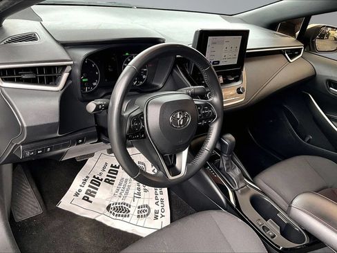 Used 2024 Toyota Corolla SE FWD image 17