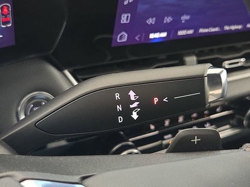 Used 2025 Chevrolet Equinox LT image 21