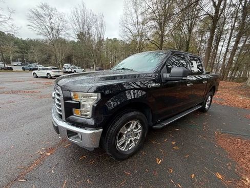 Used 2016 Ford F150 XLT w/ Equipment Group 302A Luxury image 2