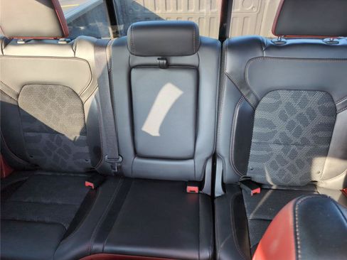 Used 2019 RAM 1500 Rebel AWD/4WD image 32