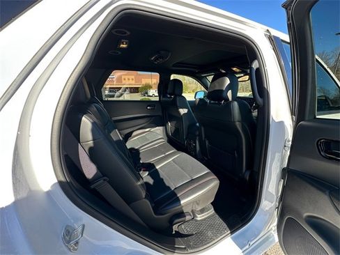 Used 2023 Dodge Durango GT image 17