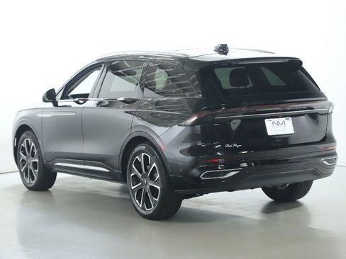 Used 2024 Lincoln Nautilus Reserve w/ Equipment Group 202A AWD/4WD image 43