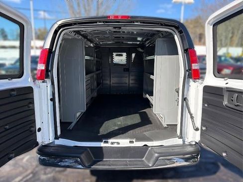 New 2026 GMC Savana 2500 w/ Driver Convenience Package RWD image 13