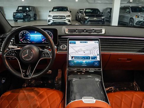 Used 2023 Mercedes-Benz S 500 S 500 image 12
