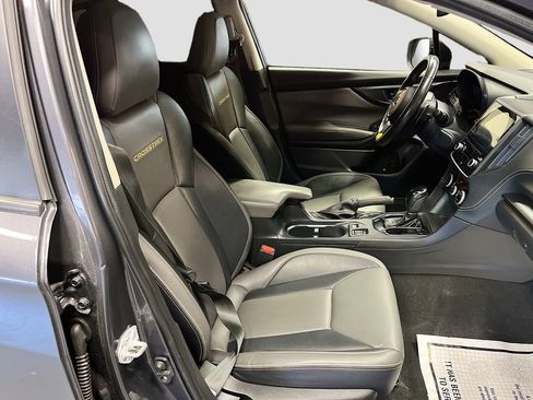 Used 2022 Subaru Crosstrek 2.5i Sport w/ Moonroof Package AWD/4WD image 27