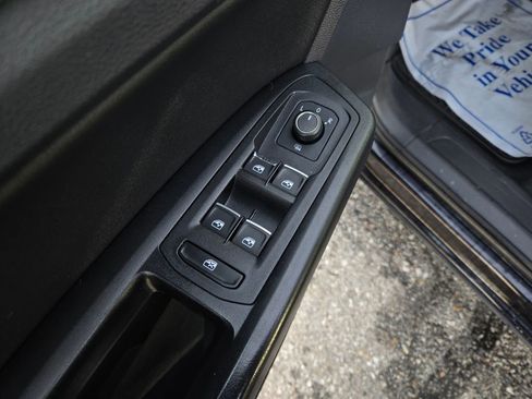 Used 2019 Volkswagen Atlas SE w/ Panoramic Sunroof Package image 13