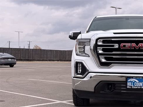 Used 2021 GMC Sierra 1500 SLT image 10