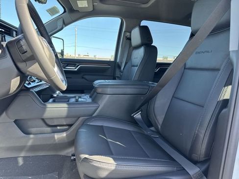 New 2026 GMC Sierra 2500 Denali w/ Technology Package image 11