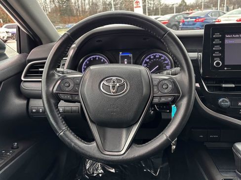Used 2021 Toyota Camry SE image 23