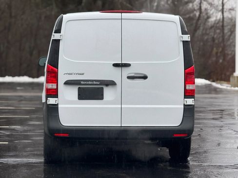 Used 2022 Mercedes-Benz Metris Long w/135  WB Van 3D image 7