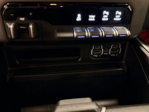 Used 2020 RAM 1500 Big Horn AWD/4WD image 54