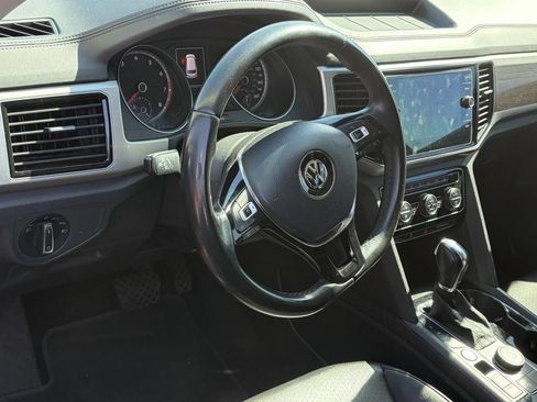 Used 2018 Volkswagen Atlas SEL AWD/4WD image 8