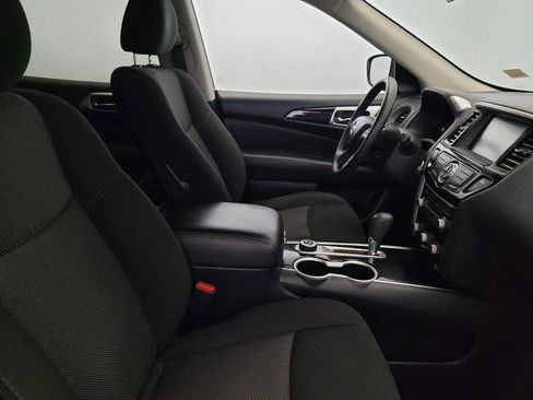 Used 2019 Nissan Pathfinder S AWD/4WD image 21
