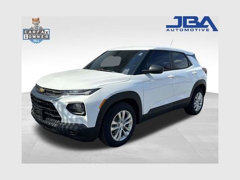 Used 2021 Chevrolet TrailBlazer LS image 1