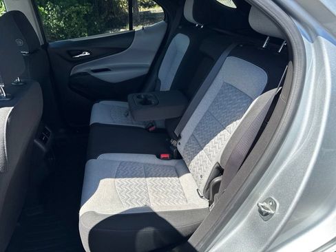 Used 2022 Chevrolet Equinox LT FWD image 31