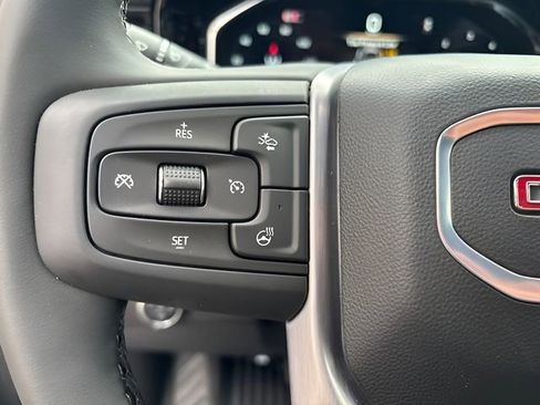 Used 2025 GMC Sierra 1500 Elevation AWD/4WD image 14