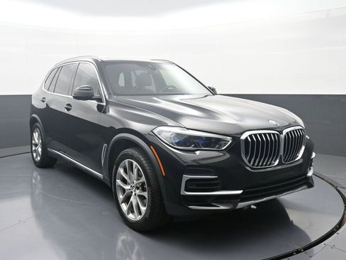 Used 2022 BMW X5 xDrive40i image 3