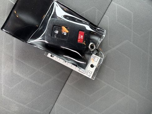 Used 2021 Toyota Tacoma TRD Off-Road w/ Technology Package image 34