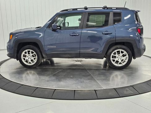 Used 2021 Jeep Renegade Latitude w/ Convenience Group image 2