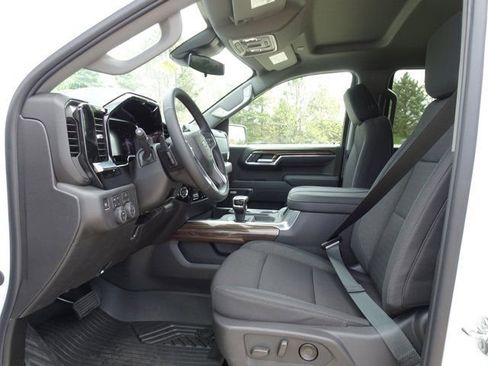 New 2026 Chevrolet Silverado 1500 RST w/ Z71 Off-Road Package image 6