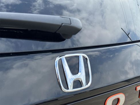 Used 2026 Honda Pilot TrailSport image 10