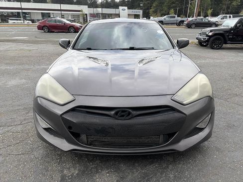 Used 2013 Hyundai Genesis 2.0T image 7