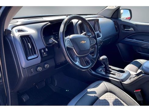 Used 2021 Chevrolet Colorado Z71 AWD/4WD image 15