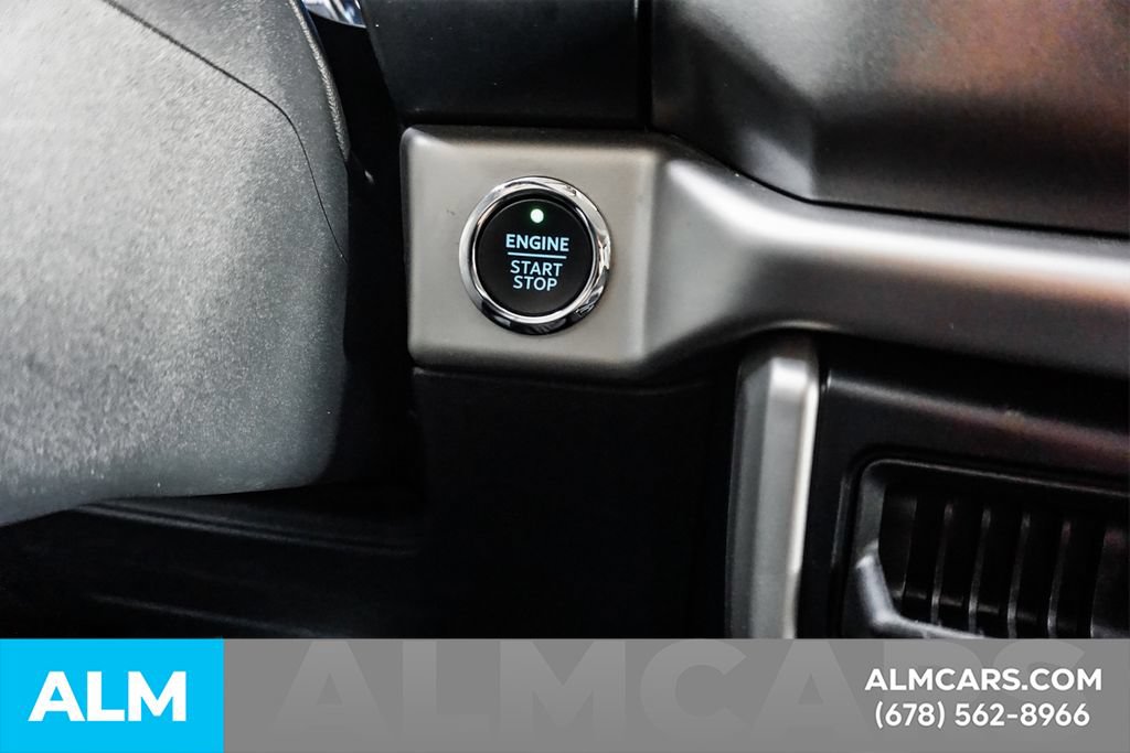 Used 2024 Ford Expedition XLT RWD image 30