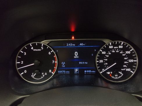 Used 2024 Nissan Altima 2.5 SV image 23