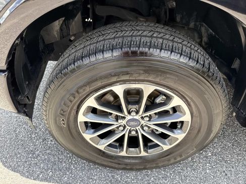 Used 2020 Ford F150 Lariat AWD/4WD image 12
