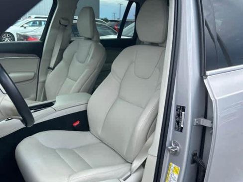 Used 2023 Volvo XC90 T8 Plus AWD/4WD image 3