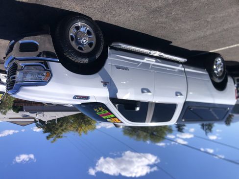 Used 2021 RAM 2500 Big Horn image 6