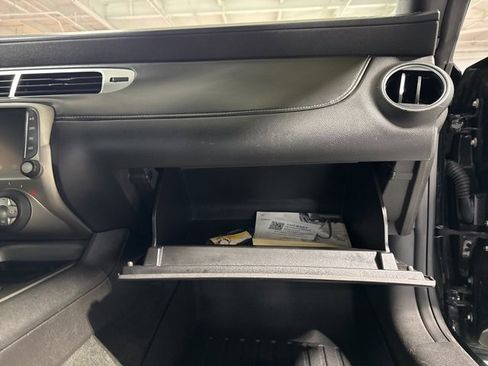 Used 2015 Chevrolet Camaro SS image 32