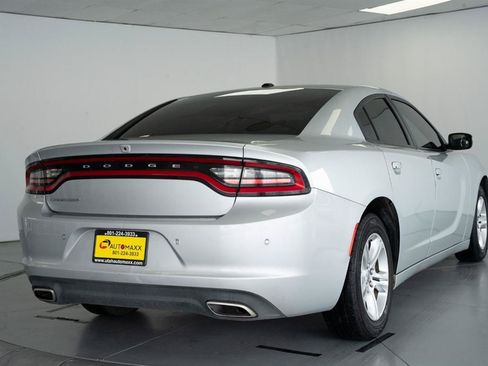 Used 2022 Dodge Charger SXT RWD image 7